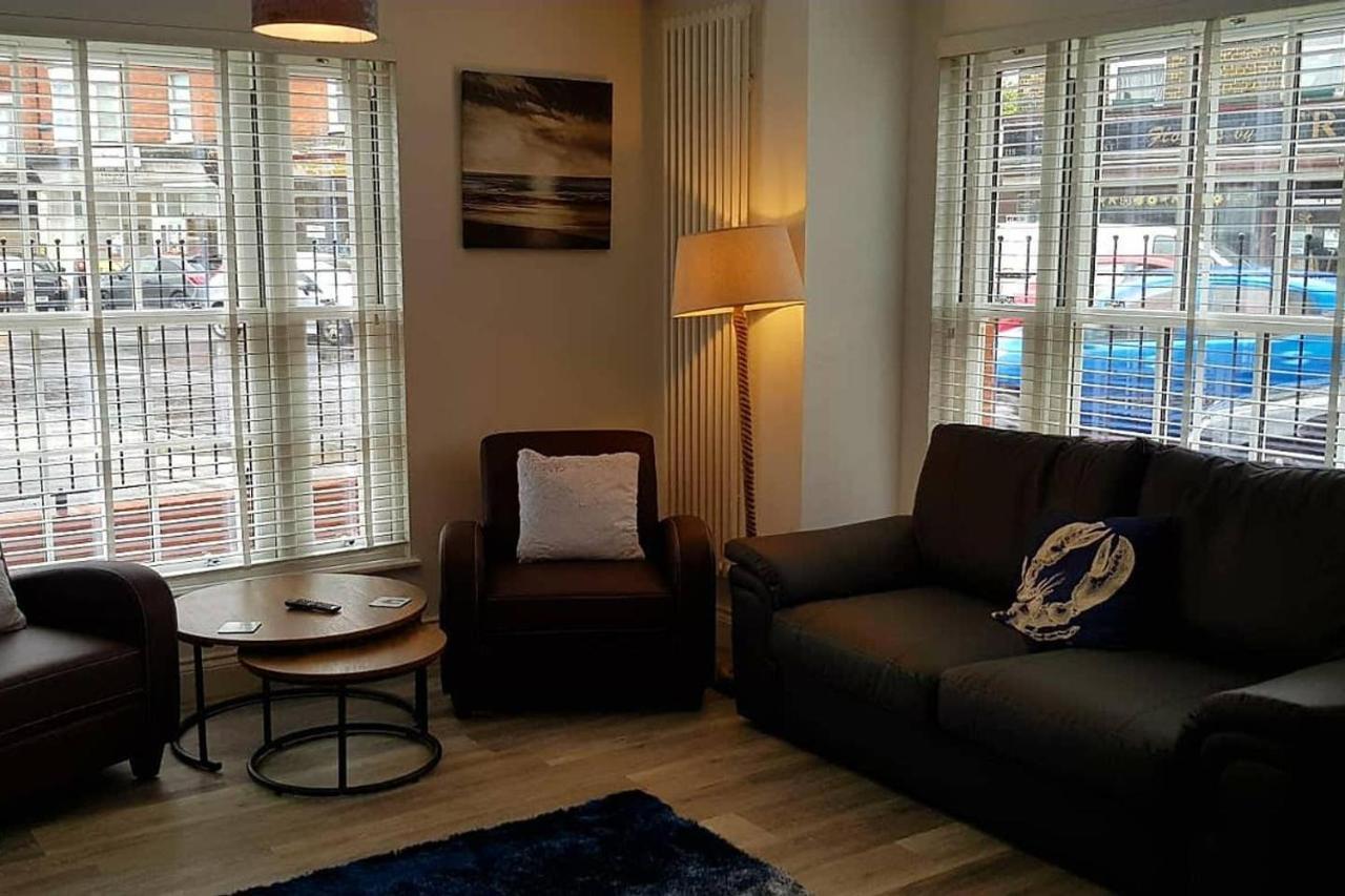 Margate Mews 150M From Sea Front And Dreamland Apartment Exterior photo